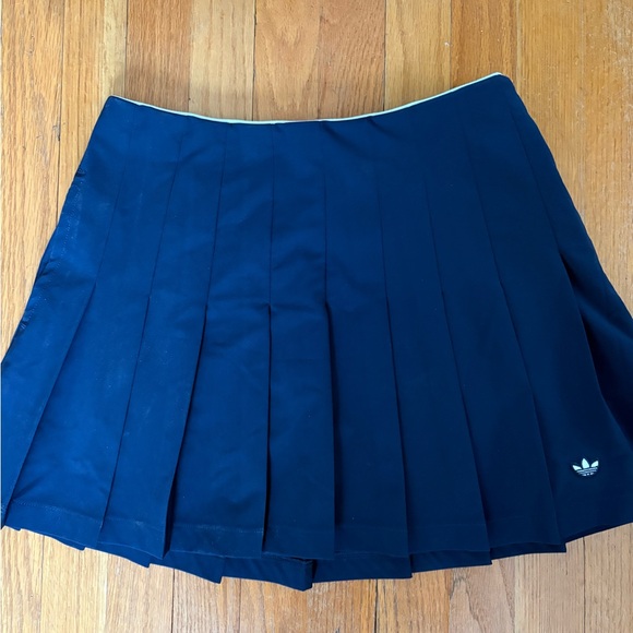 Adidas Navy Golf Skirt - Picture 6 of 10